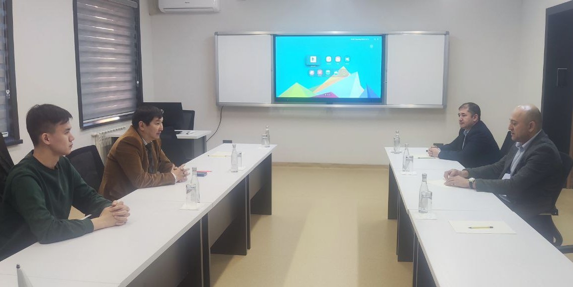 Advancing Environmental Education: Collaboration with Global Institutions